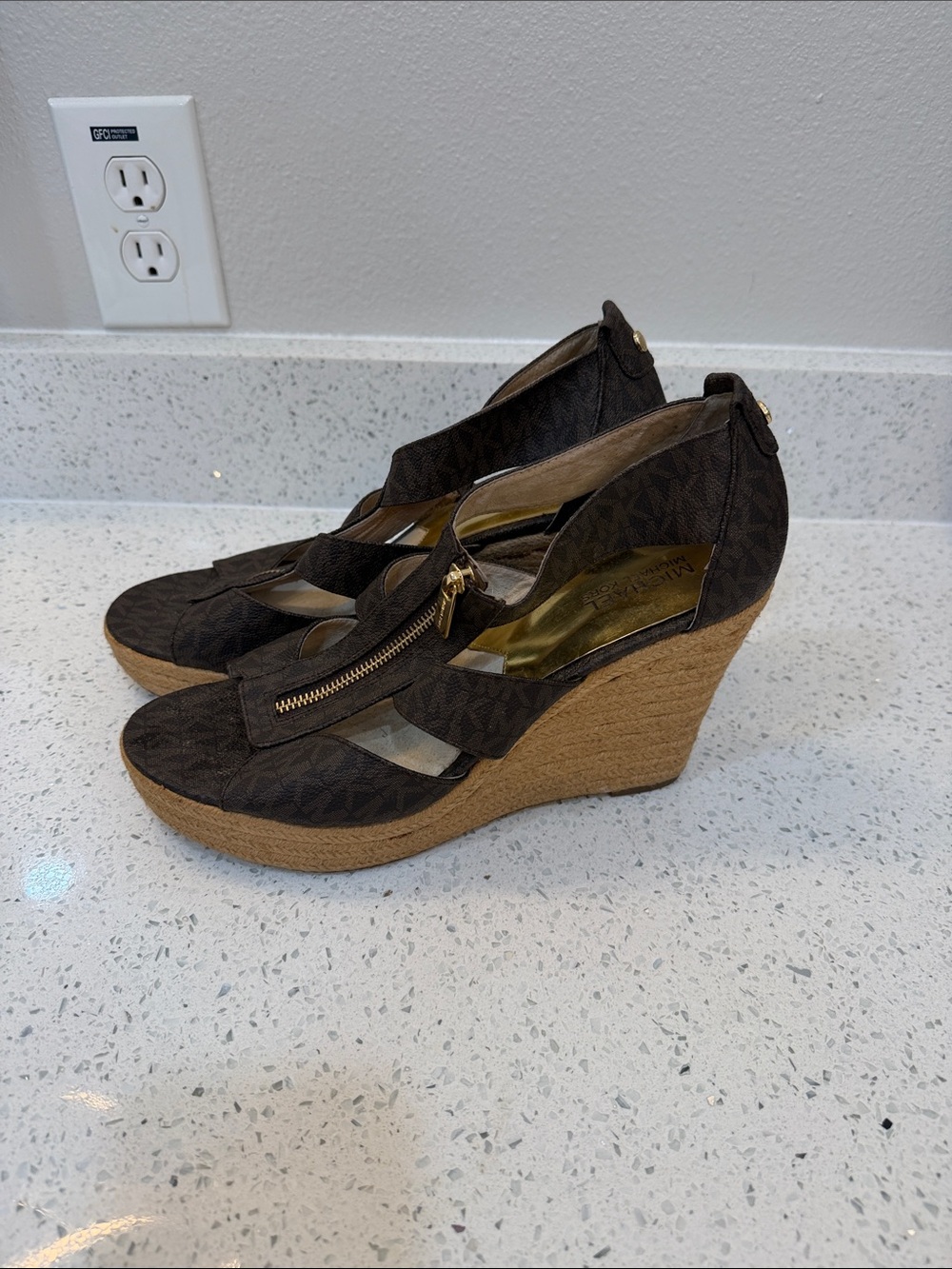 Women's Brown Wedge Sandals with Gold Accent 10